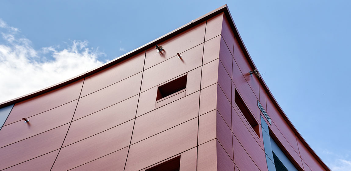 Honeycomb Vs. Aluminum Composite Panel: What's The Difference?